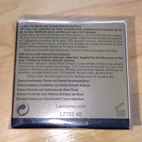 Lancome Absolute Regenerating Soft Cream 2 x 15 ml - Picture 7 of 9